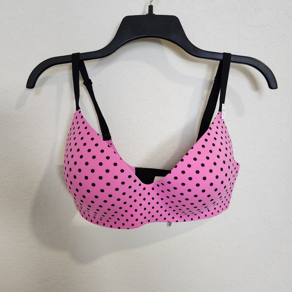Victoria's Secret VS PINK Polka Dot Marshmallow Push-Up Wireless Bra Size S-DD